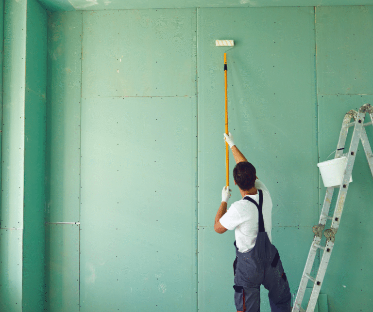 معلم صبغ في الشارقة