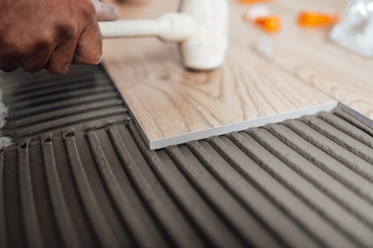 فني تركيب سيراميك